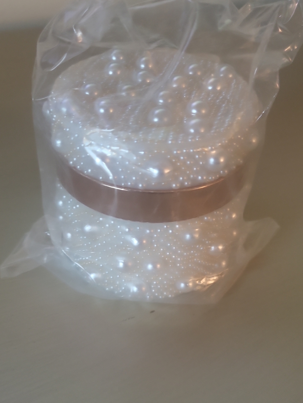 Prai Throat And Decolletage Cream In Embelished Jar